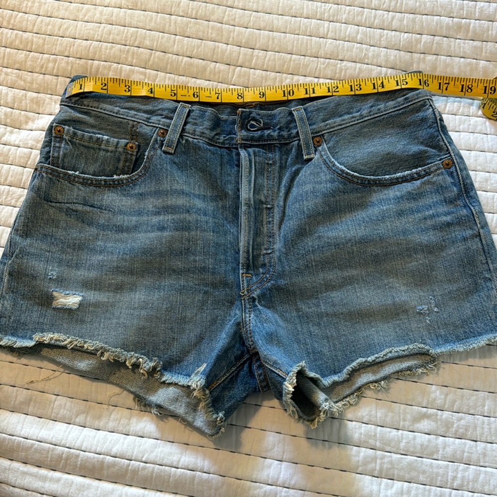 Levi’s 501 Denim Button Up Shorts